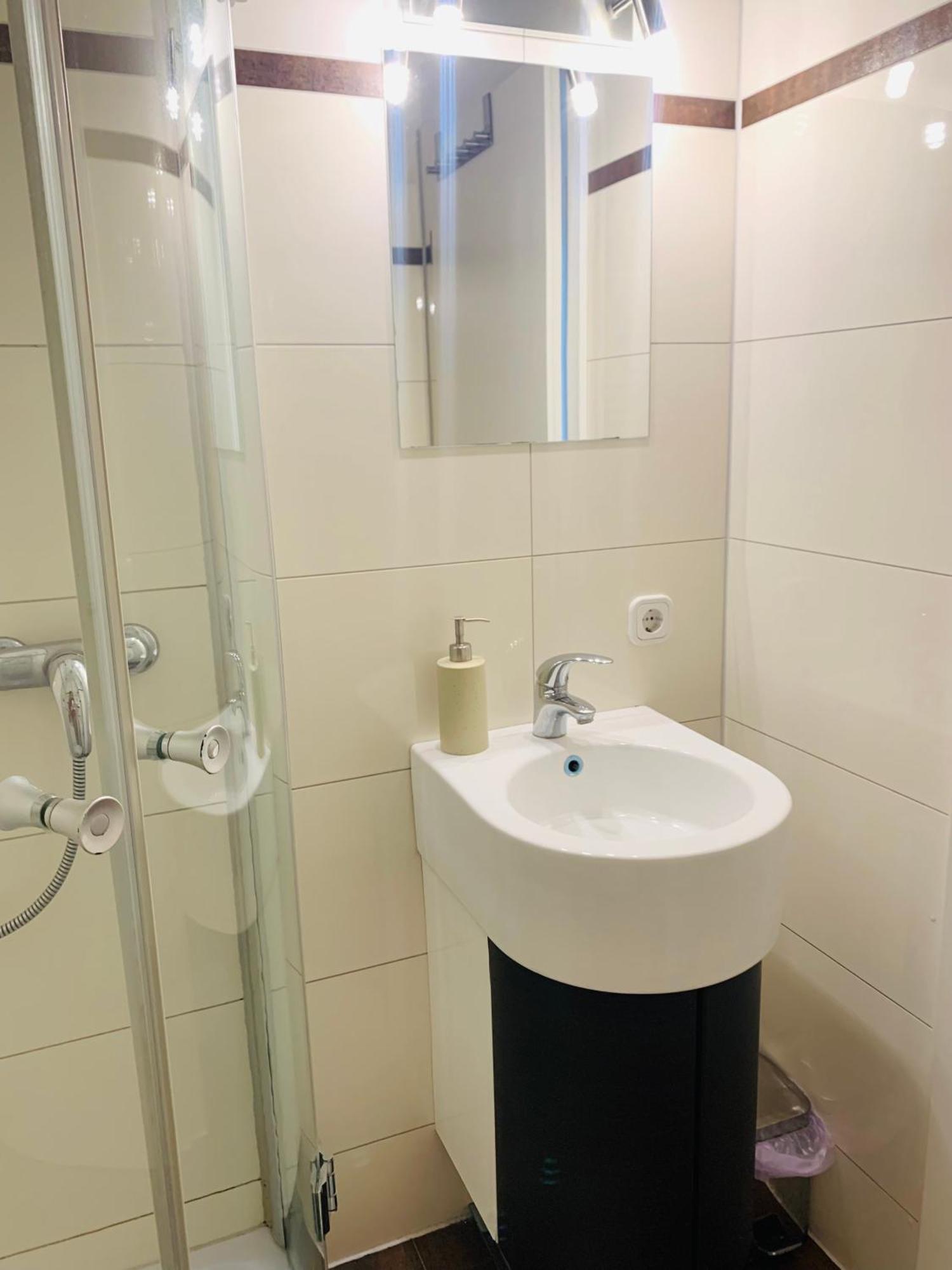 Appartement Business Messe & Wellness *